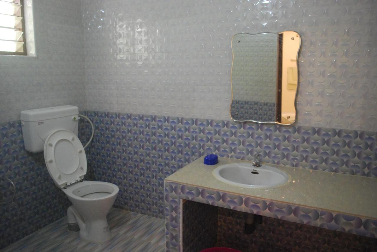 Hotel Jebasakthy كانياكومارى المظهر الخارجي الصورة
