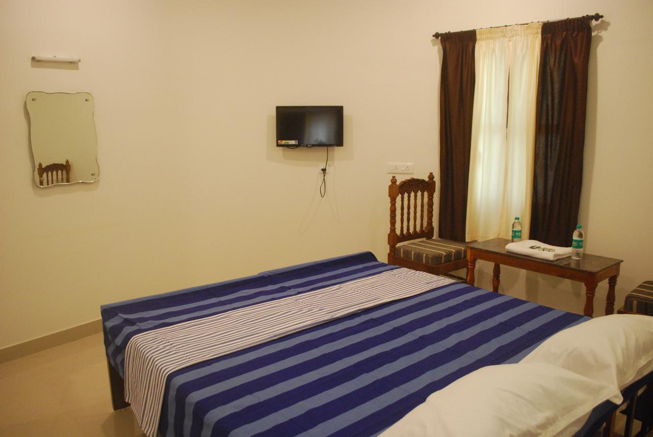 Hotel Jebasakthy كانياكومارى المظهر الخارجي الصورة