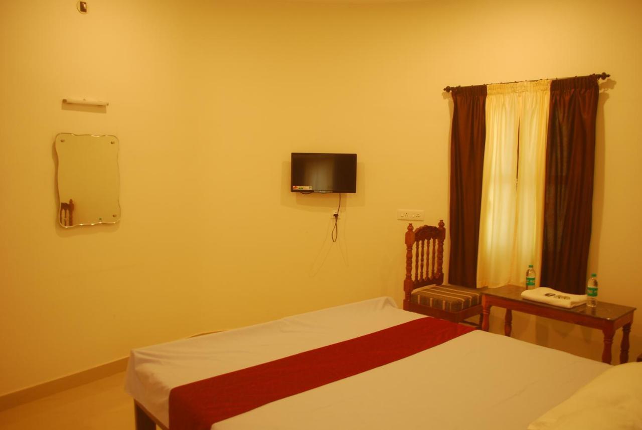 Hotel Jebasakthy كانياكومارى المظهر الخارجي الصورة